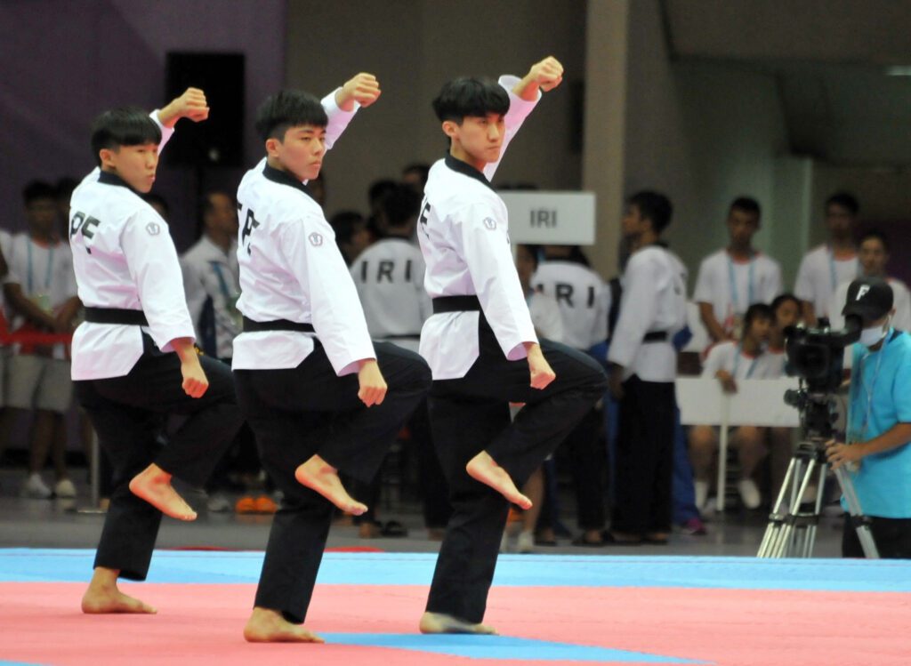 The Different Types of Taekwondo Matches – A Guide to Sparring, Poomsae, and Breaking